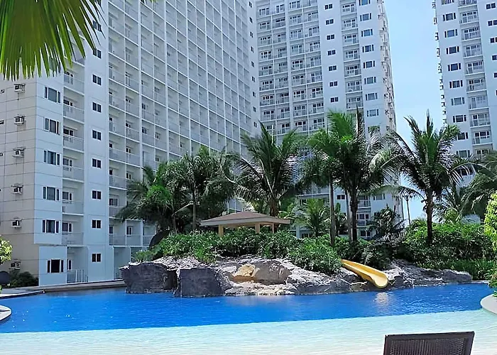 Shore Residences Mall Of By Pbyy 호텔 4*