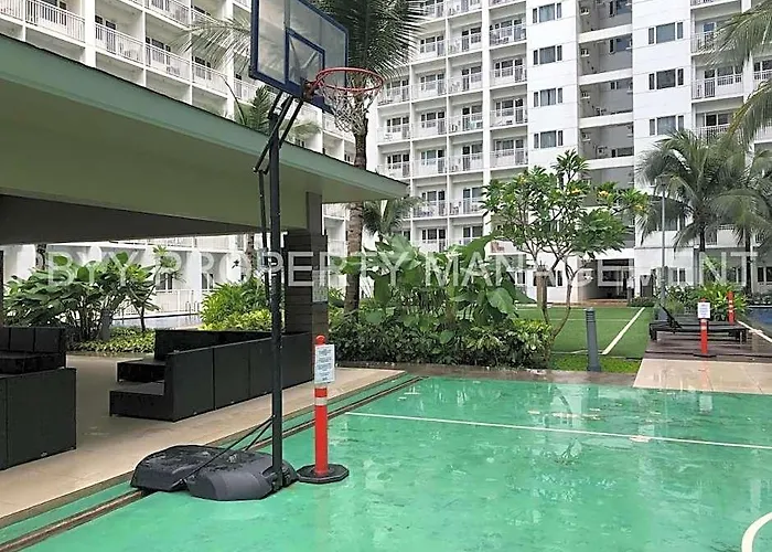 Shore Residences Mall Of By Pbyy 호텔 4*